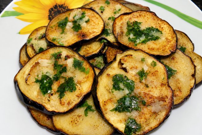 Vinete in otet balsamic si usturoi