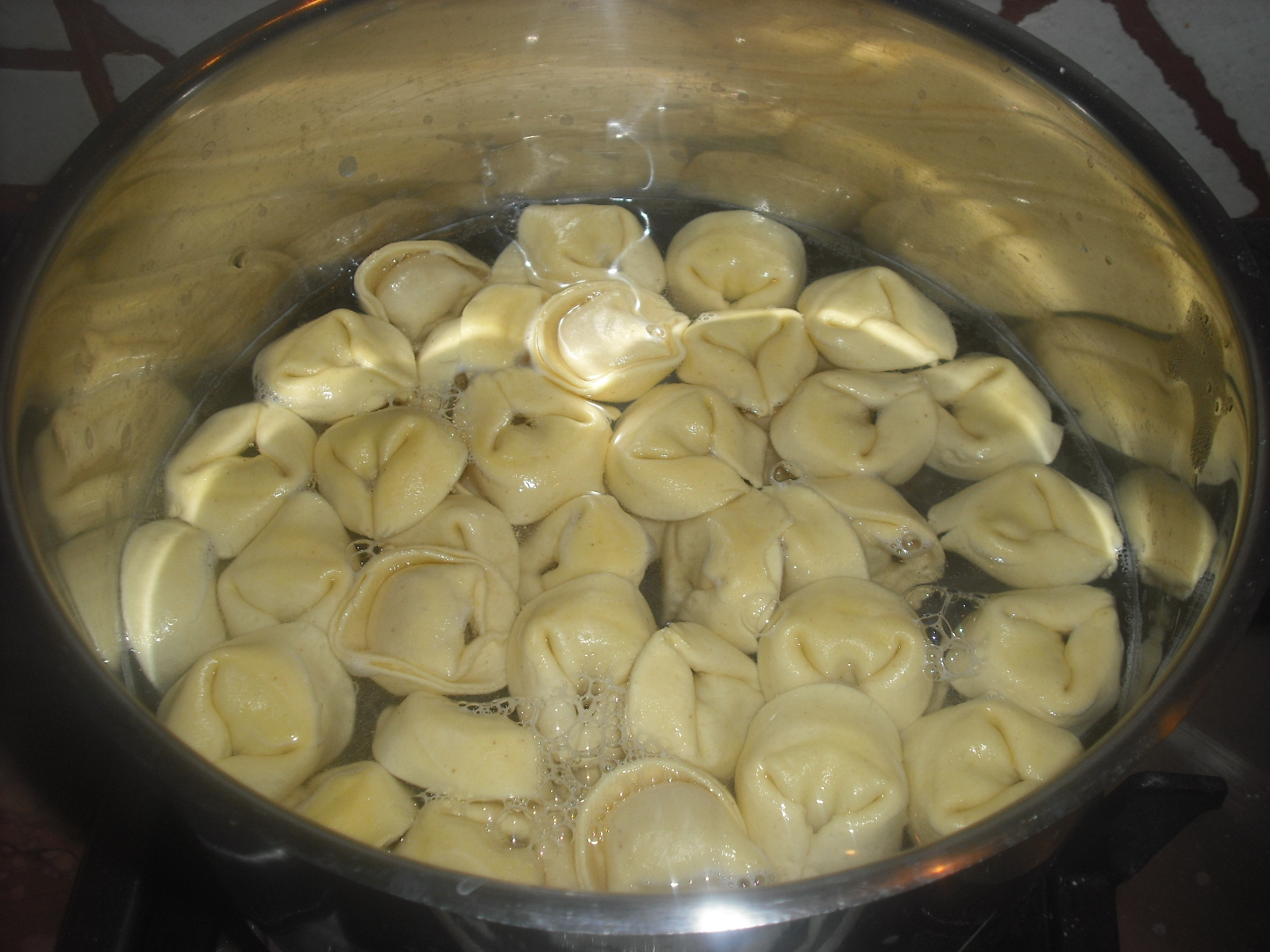 Tortellini panna e prosciutto..