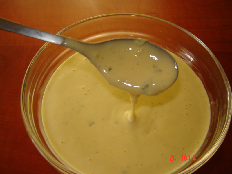 Sos de usturoi (Aioli)