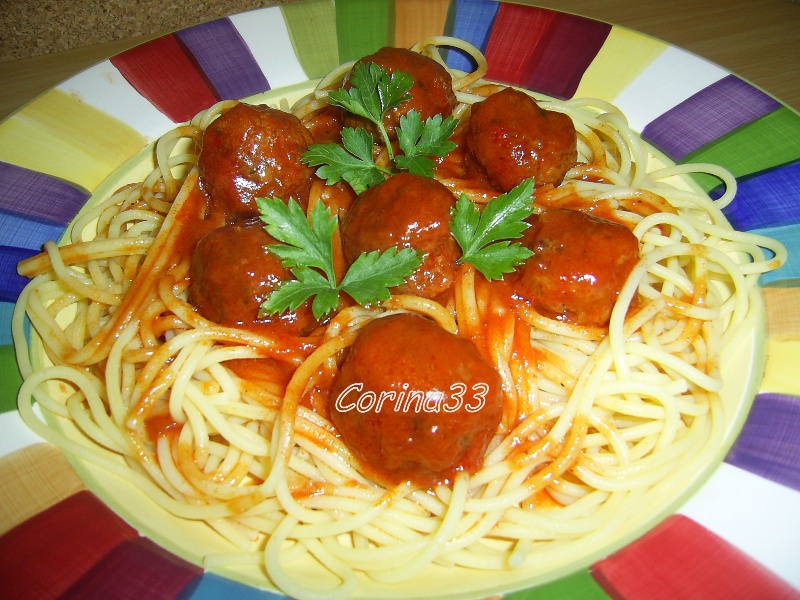 Spaghetti with meatballs