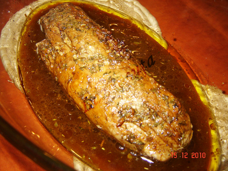 Muschiulet de porc in sos balsamic