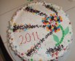 Tort crema de zahar ars - La Multi Ani 2011 !!-3