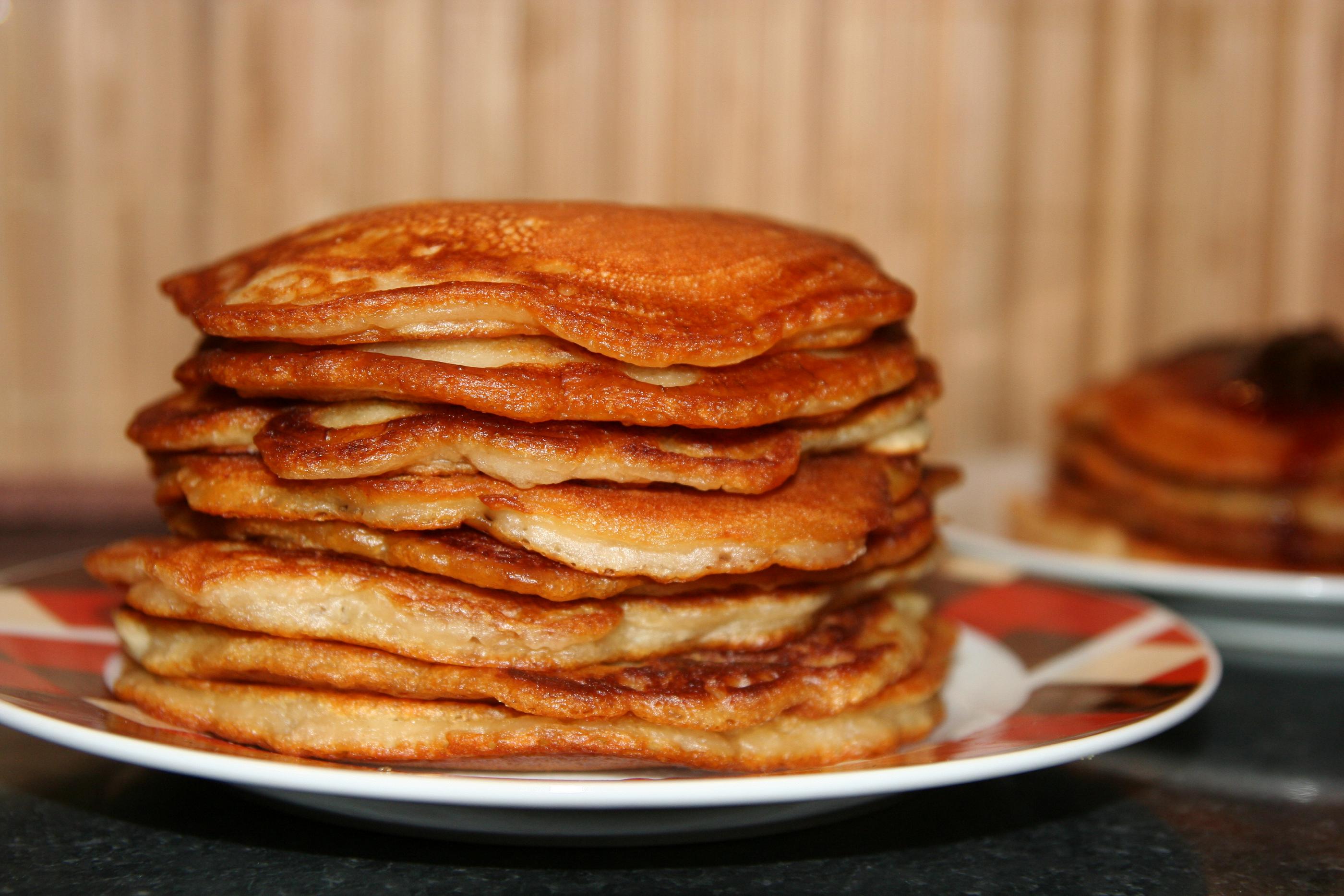 Pancakes cu mere