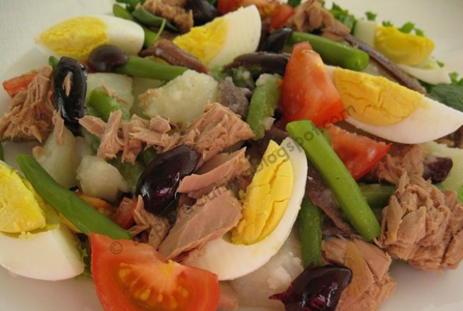 Salata Niçoise