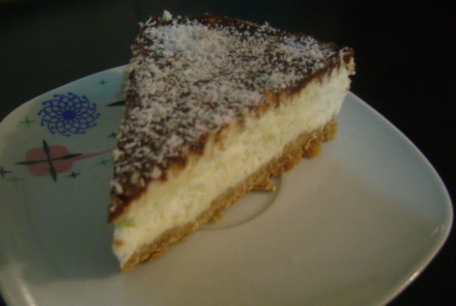 Coconut cheesecake