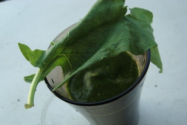 Green-Is-The-New-Black Smoothie