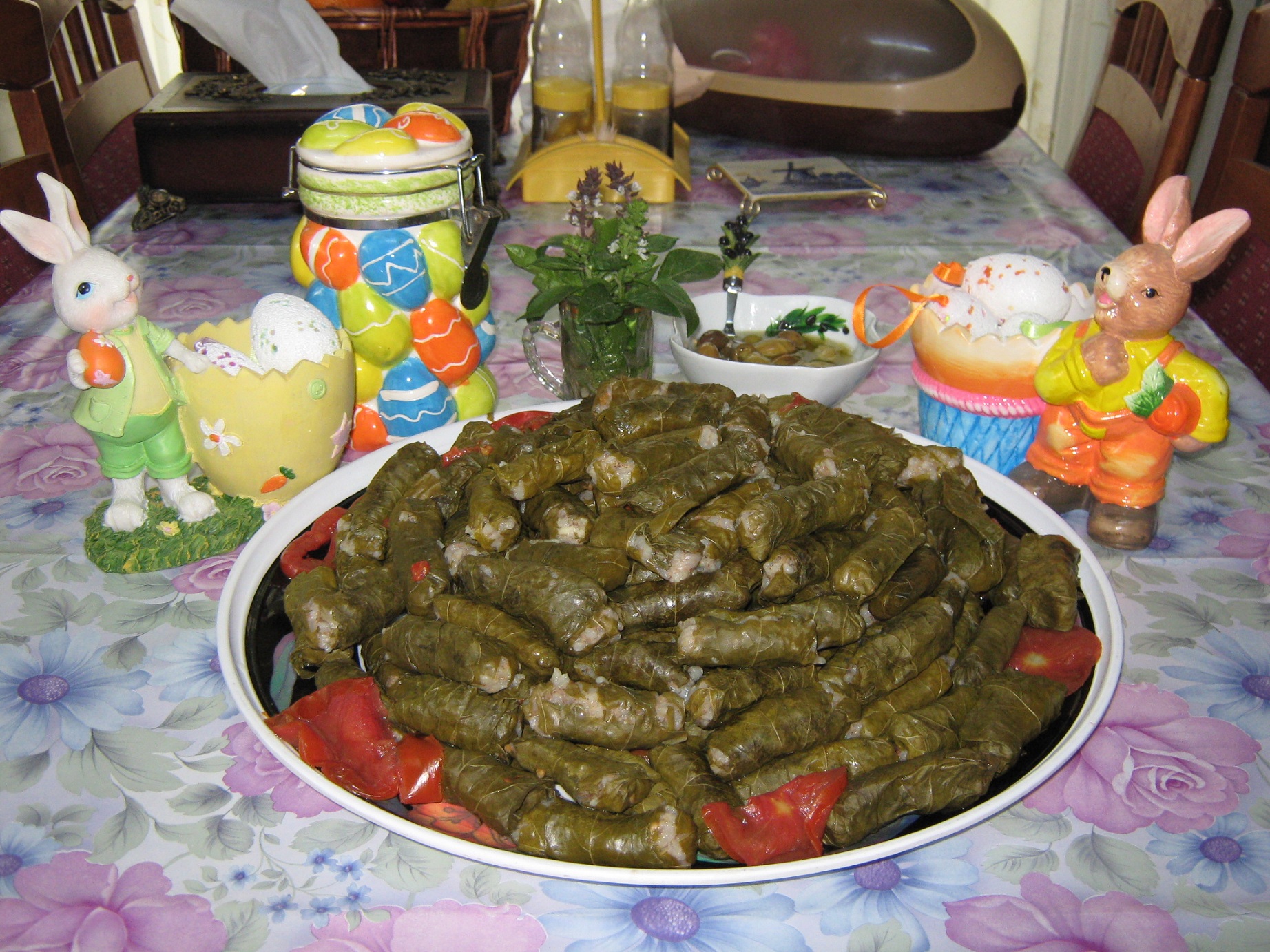 Sarmalute in foi de vita cu carne de oaie