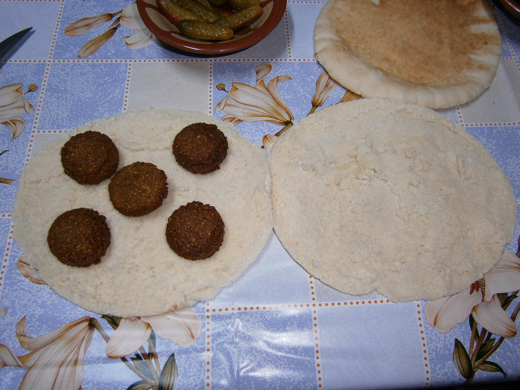 Sandvici cu falafel