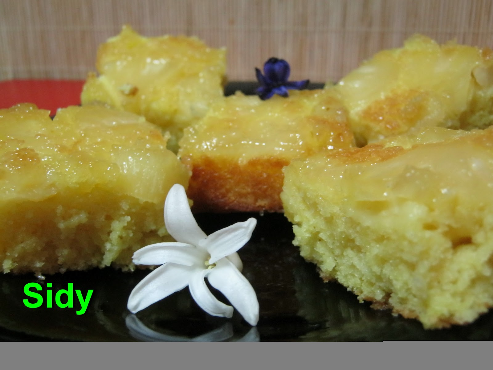 Pineapple cake