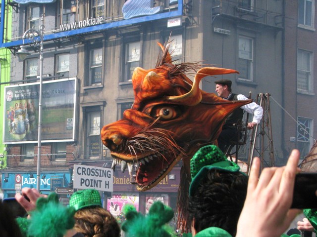 Fotoreportaj bucataras.ro: Parada de Sf. Patrick din Dublin in 20 randuri si 20 poze