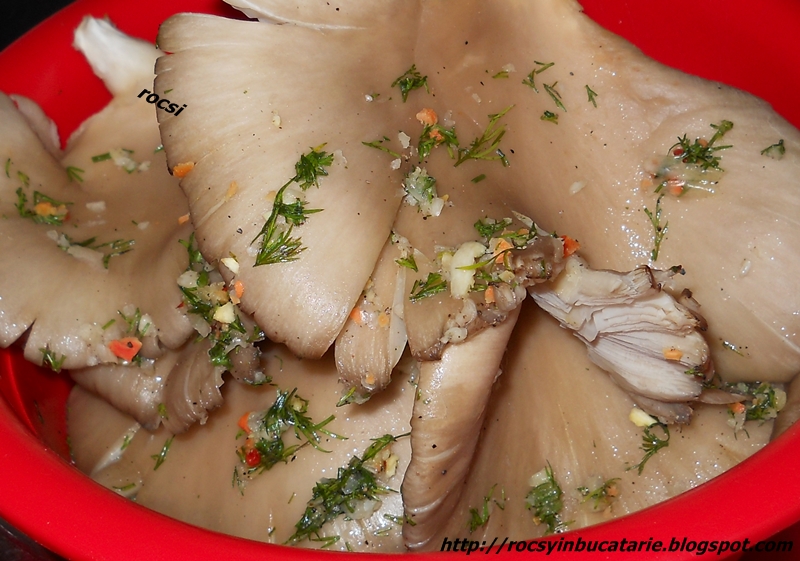 Ciuperci pleurotus marinate la cuptor