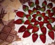 Tort aromat cu capsuni-2