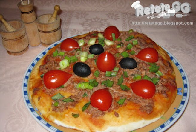 Pizza cu ton