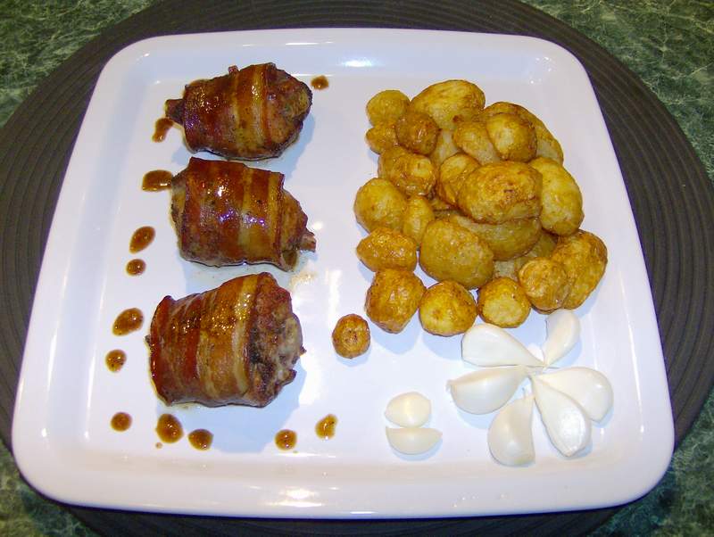 Ciocanele in bacon la cuptor