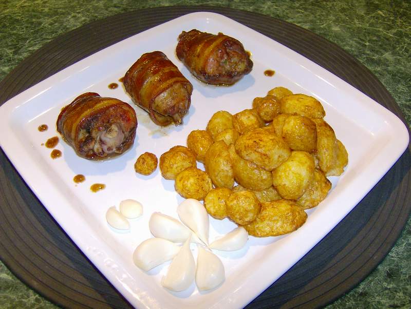 Ciocanele in bacon la cuptor