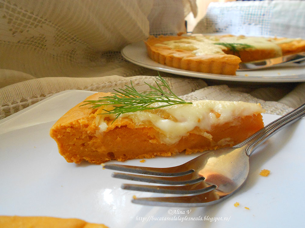 Tarta & briose cu tomate si mozzarella