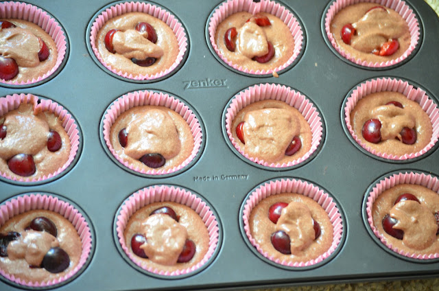 Cherry cupcakes