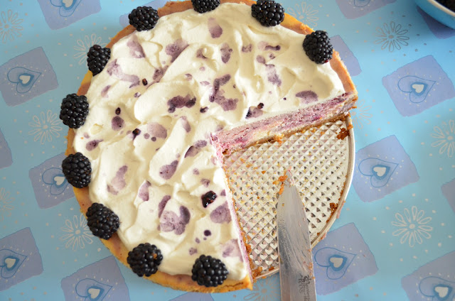 Blackberry cheesecake