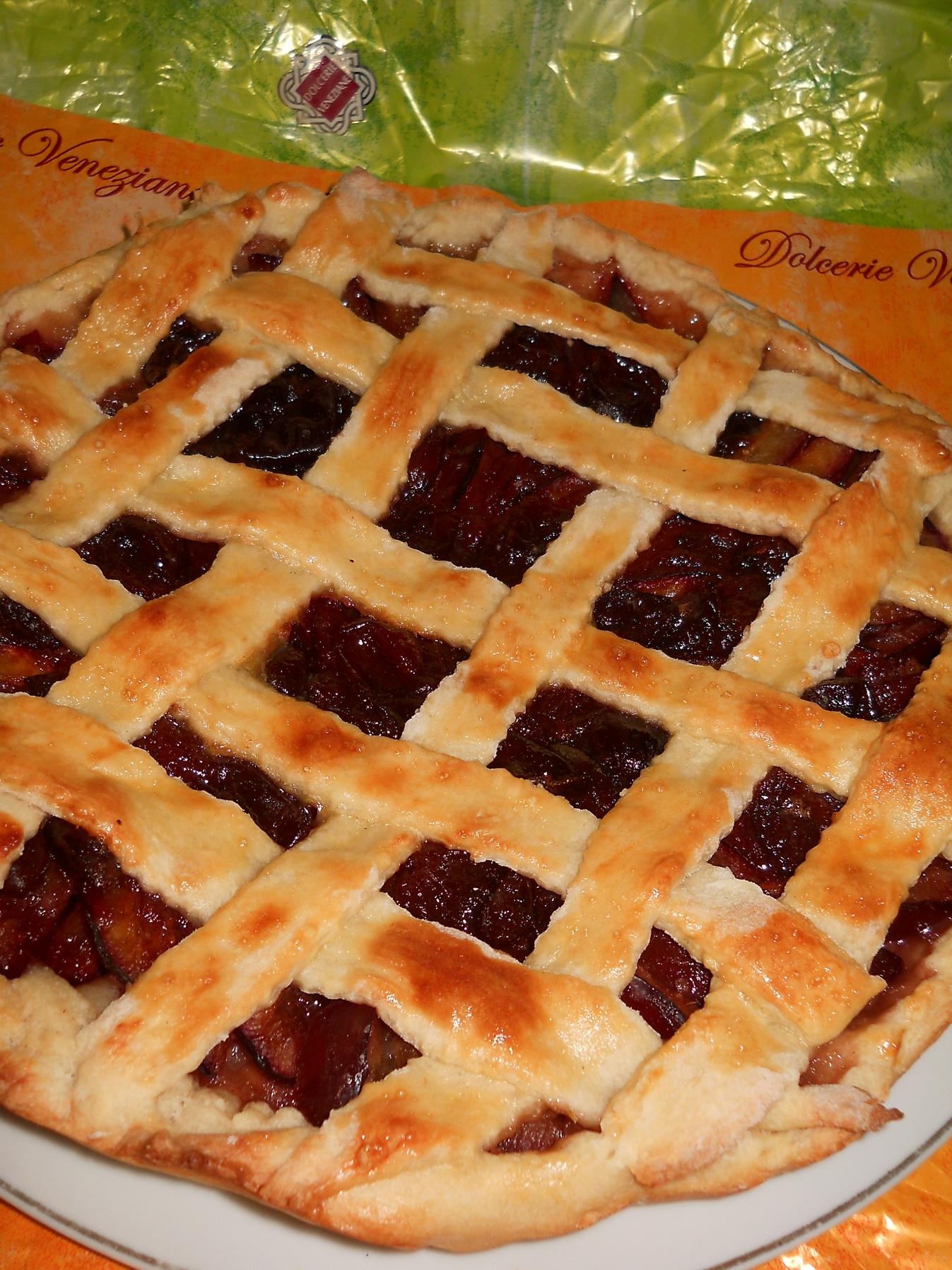 Tarta cu prune si dulceata de prune