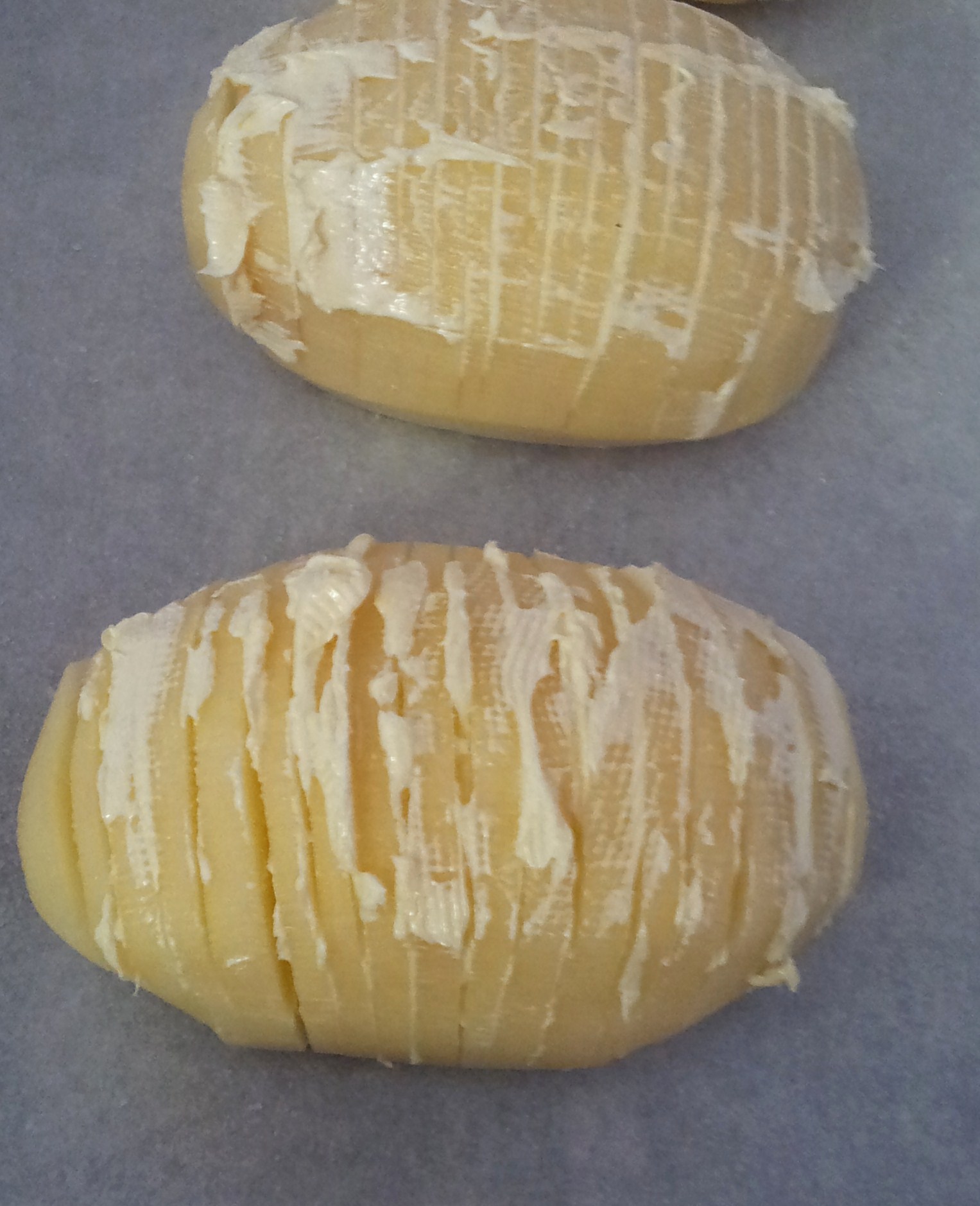 Garnitura cartofi Hasselback