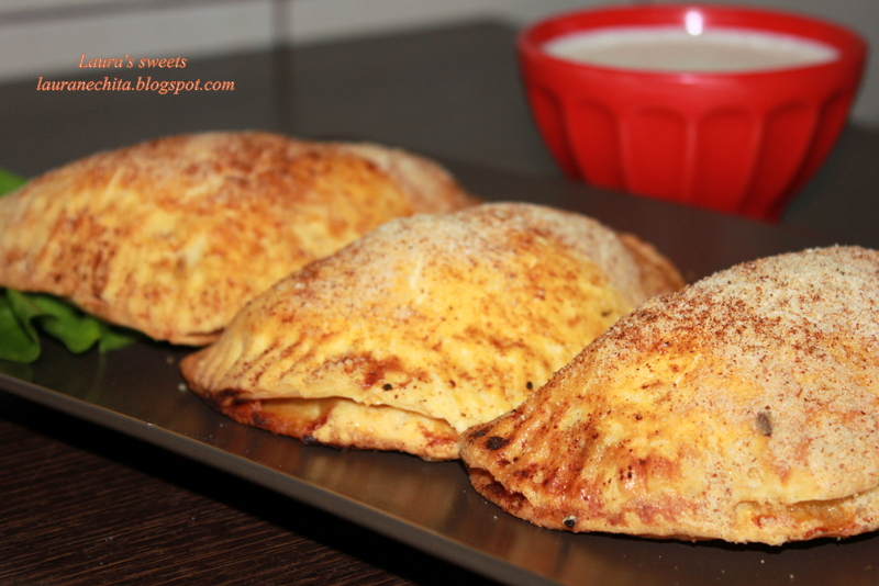 Empanadas cu carne de pui si ciuperci