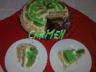 Tort cu crema de lamaie si  kiwi.