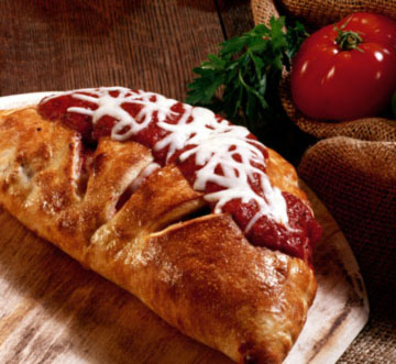 Pizza Calzone, un preparat italian de exceptie