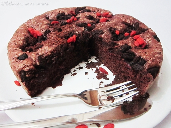 Brownie cu goji si capsune