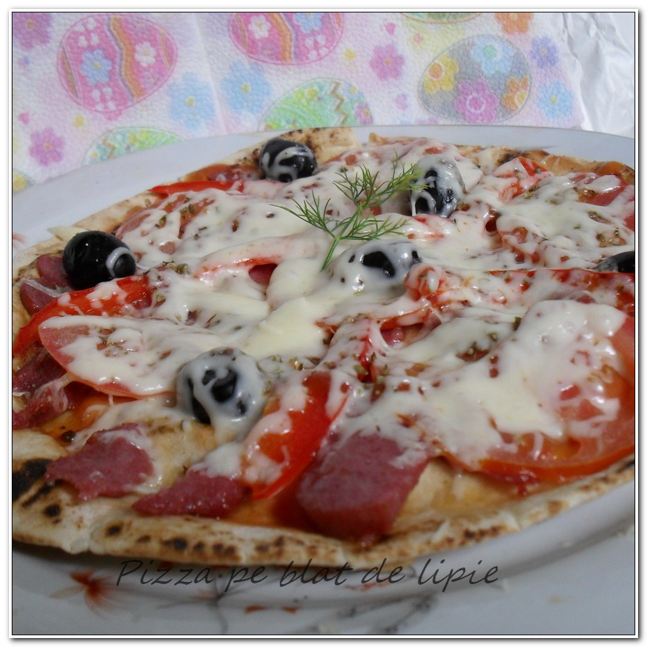 Pizza pe blat de lipie