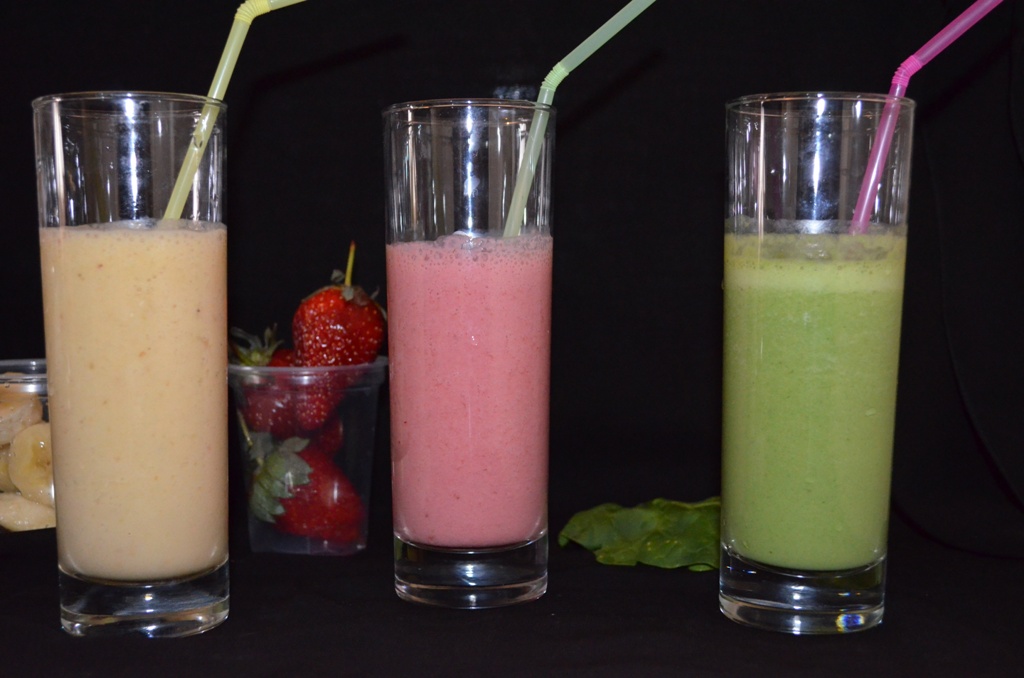 Retete de smoothie pentru zile caniculare