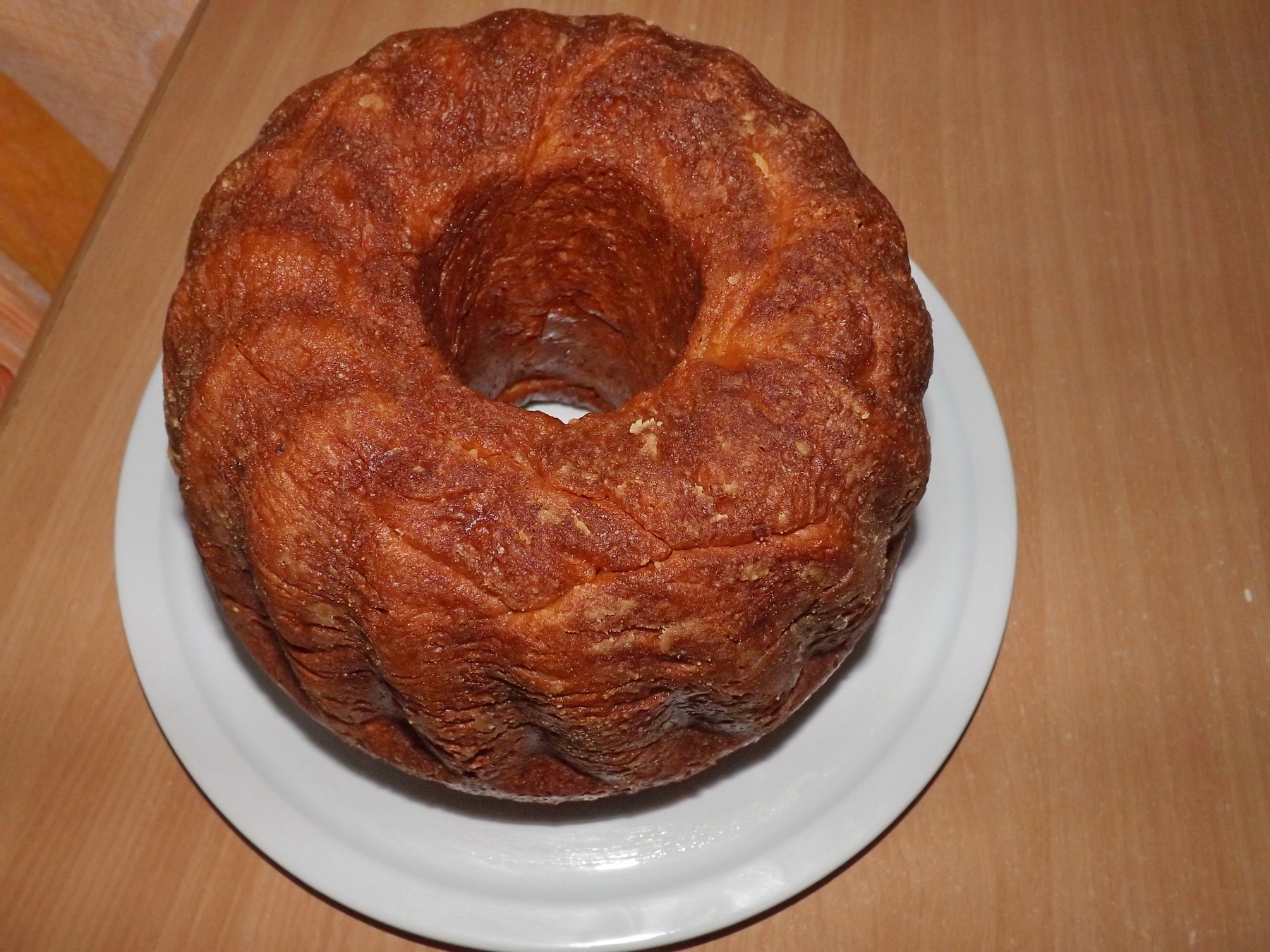 Savarina uriasa sau Baba au Rhum