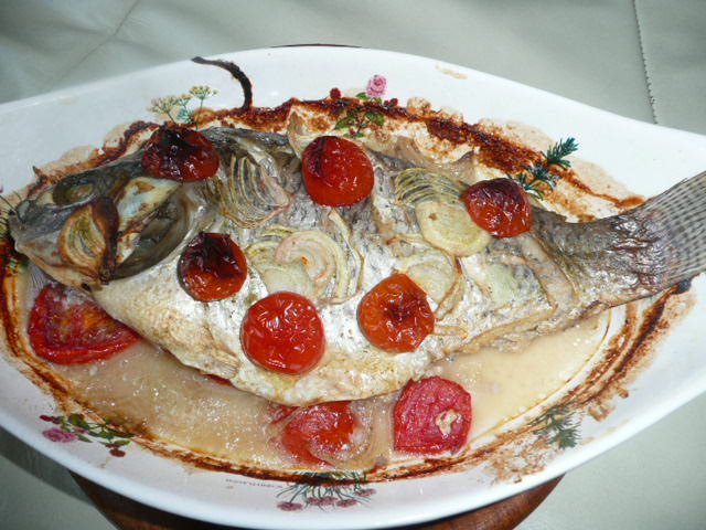 Peste Tilapia la cuptor cu legume