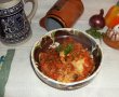 Tocăniţă de pui în sos delicios de legume şi bere-13