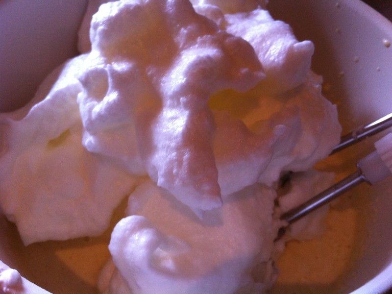 Prajitura turceasca cu iaurt si sirop de citrice