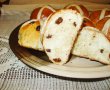 Hot cross buns cu stafide si mar-10