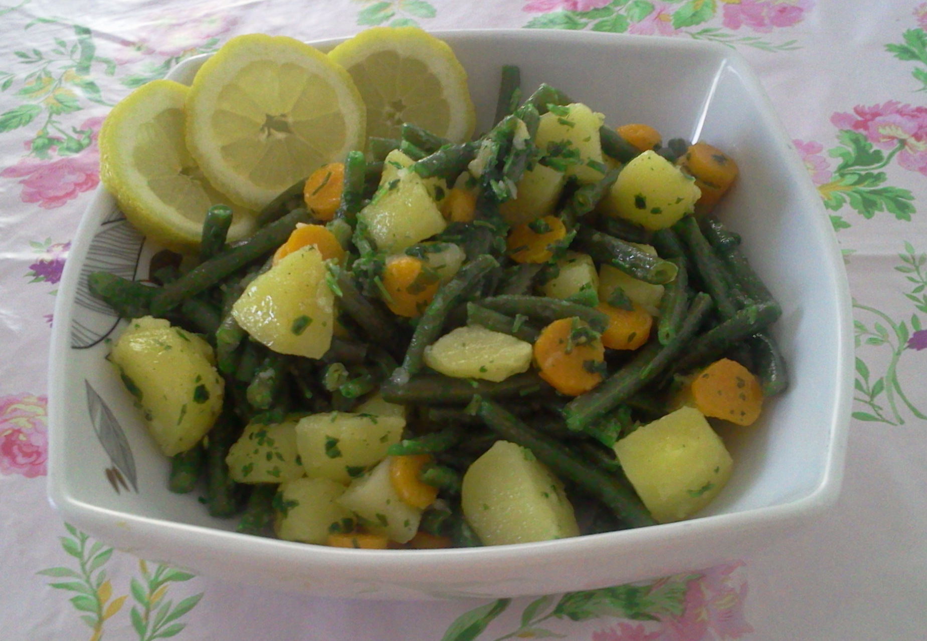 Salata de legume