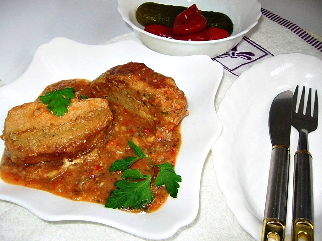 Friptura de porc in sos de legume