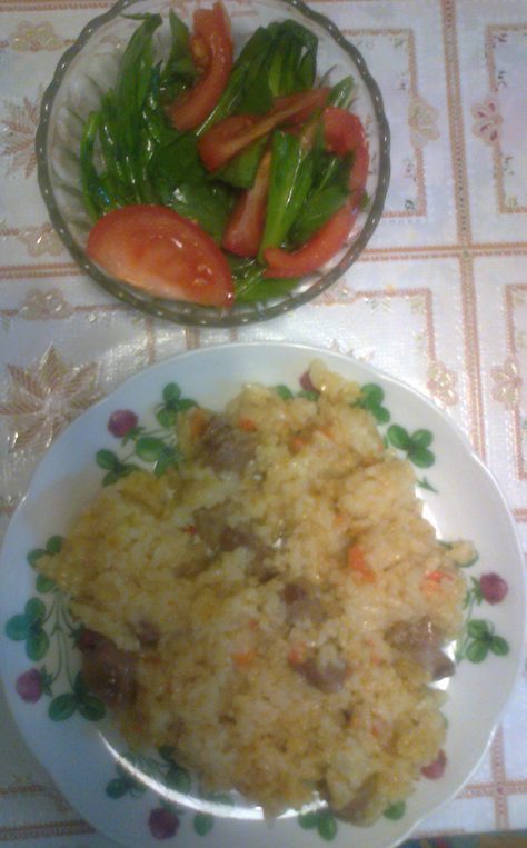 Pilaf de orez cu ceafa de porc