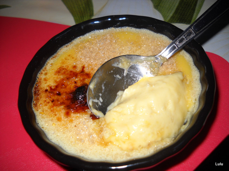 Creme brulee cu ghimbir confiat