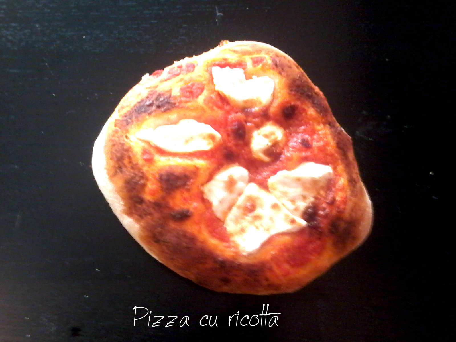 Pizza cu ricotta