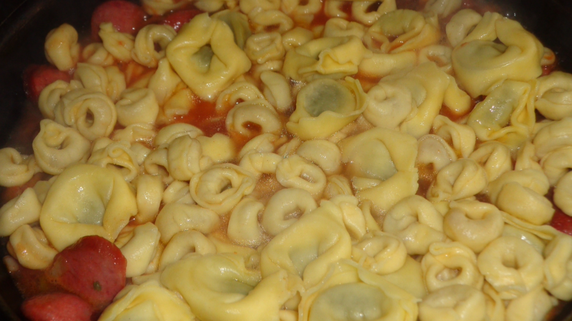 Tortellini cu ciuperci si carnaciori