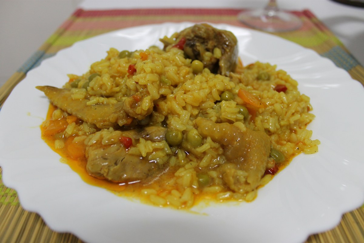 Paella de pui