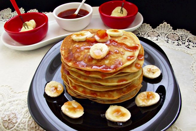 Pancakes cu banane