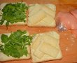 Sandwich cu somon fume si parmezan-1