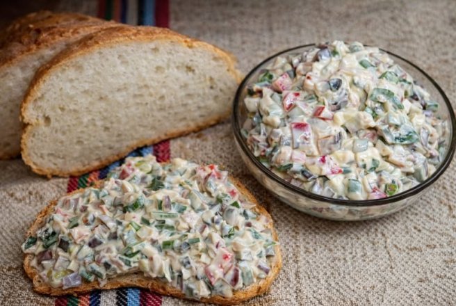 Salata de ciuperci cu maioneza si praz