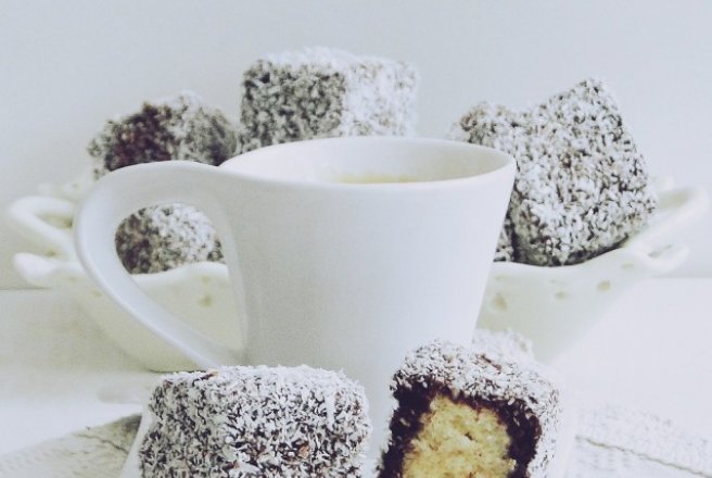 Prajitura Lamingtons-Prajitura Tavalita