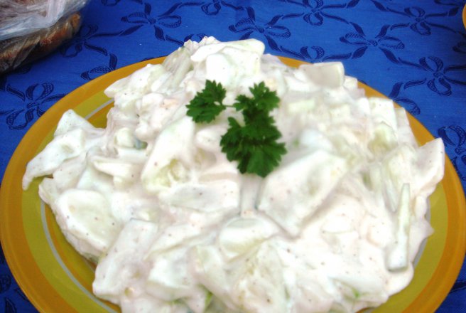 Salata de castraveti cu iaurt