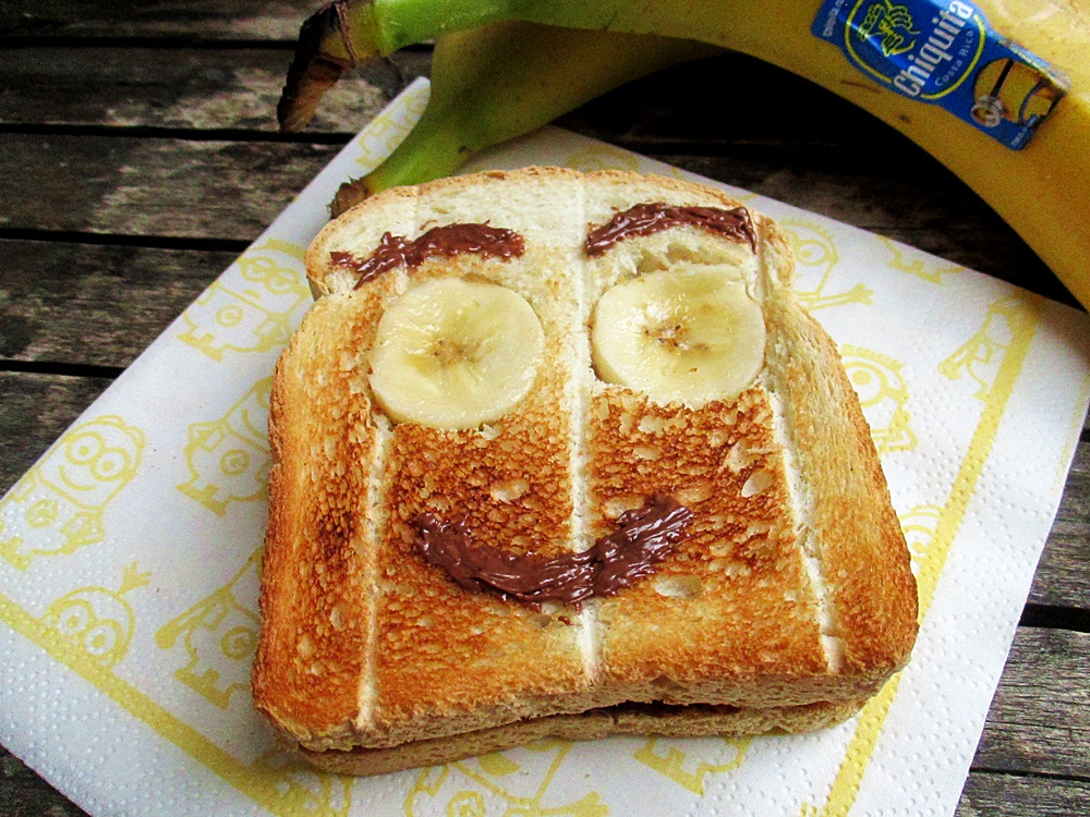 Happy sandwich