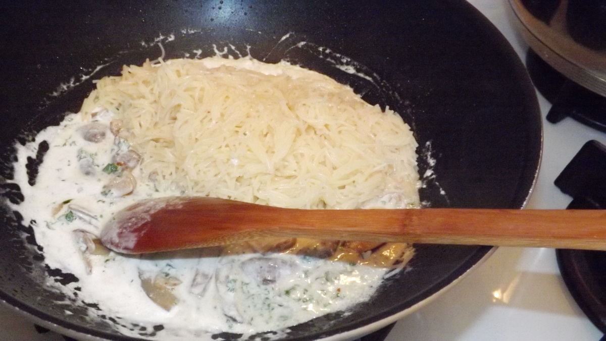 Vermicelli cu ghebe si parmezan