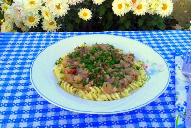 Fusilli cu tocanita de hrib